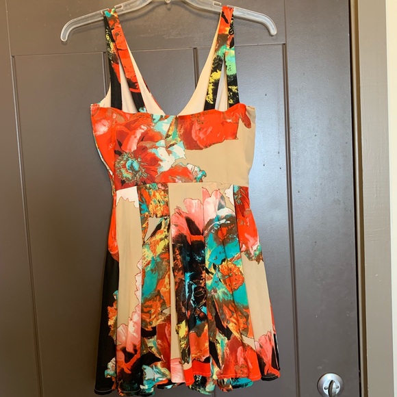 Gianni Bini (GB) dress size medium - Picture 4 of 5